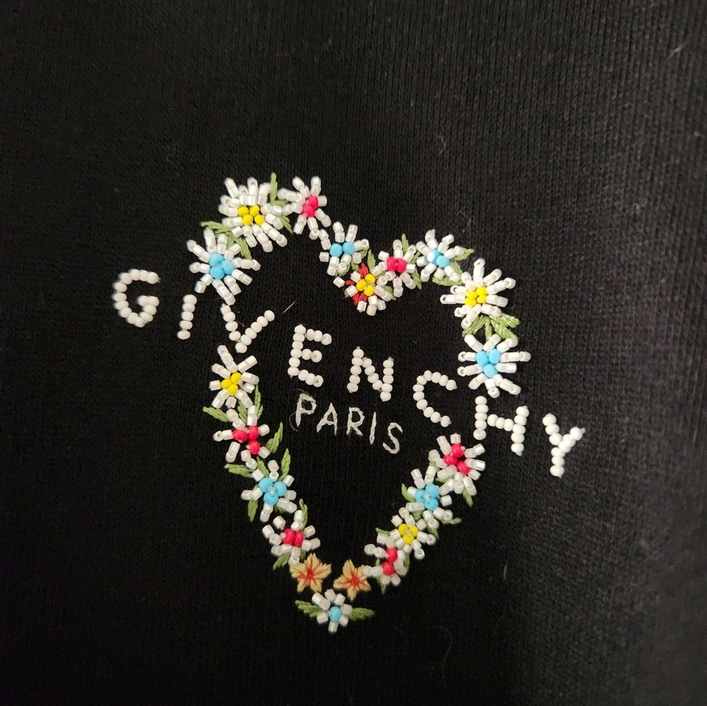 Givenchy ladies hoodie pearl beaded logo size M size 8 - Picture 2 of 8